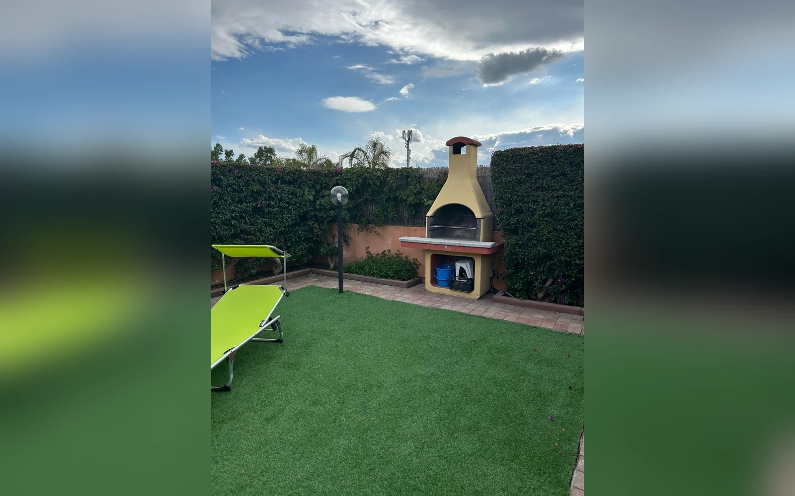 Giardino della Villetta Laura con barbecue — Case Vacanze Arbatax, Arbatax (Sardegna) (foto 55)